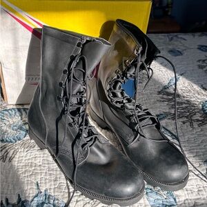 Classic Black Lace-Up Men's military Boots